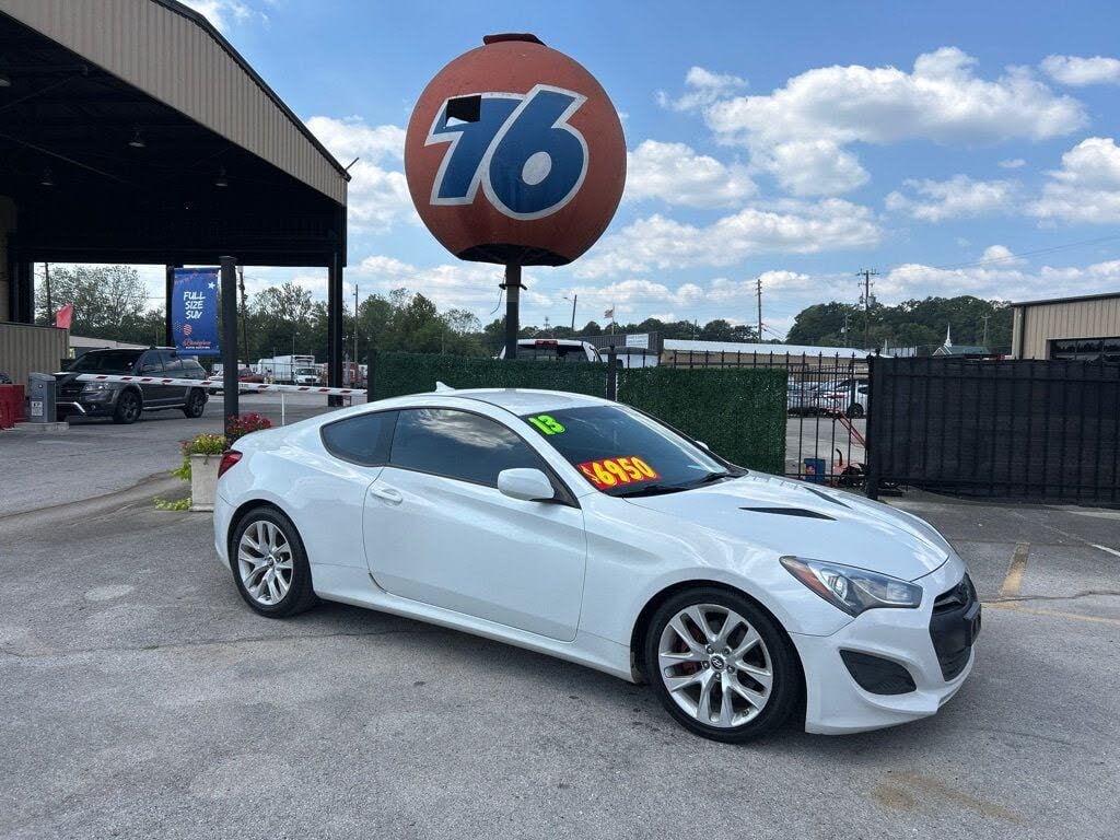 2013 Hyundai Genesis Coupe 2.0T R-Spec