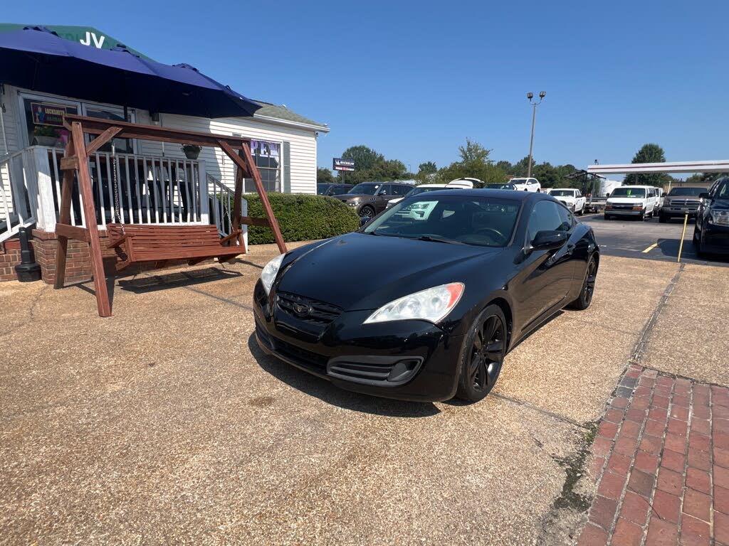 2011 Hyundai Genesis Coupe 2.0T Premium