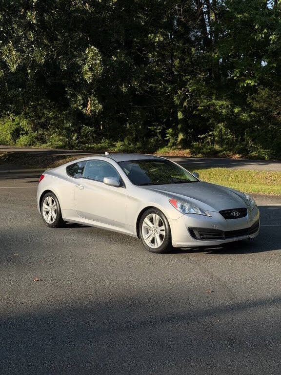 2012 Hyundai Genesis Coupe 2.0T R-Spec
