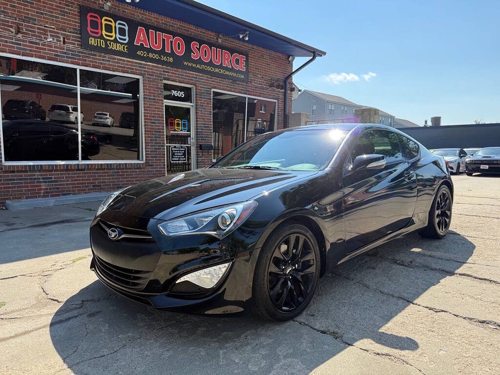 2016 Hyundai Genesis 3.8