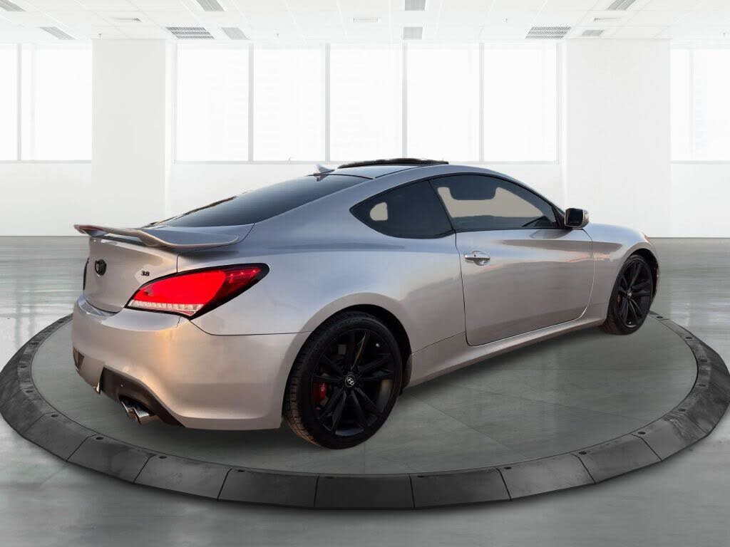 2012 Hyundai Genesis Coupe 3.8 Grand Touring