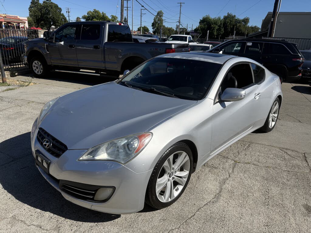 2012 Hyundai Genesis Coupe 3.8 R-Spec
