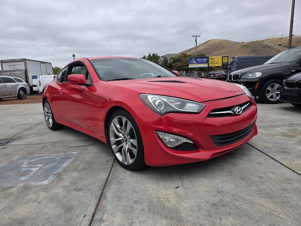 2013 Hyundai Genesis 3.8 Grand Touring