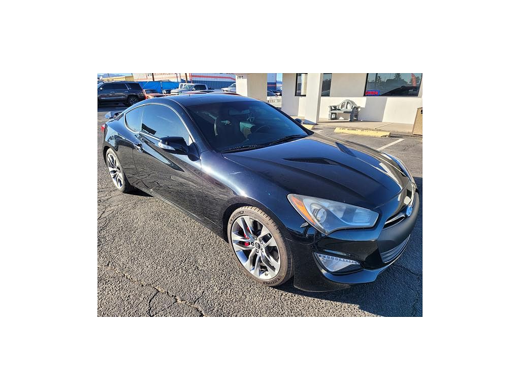 2016 Hyundai Genesis 3.8
