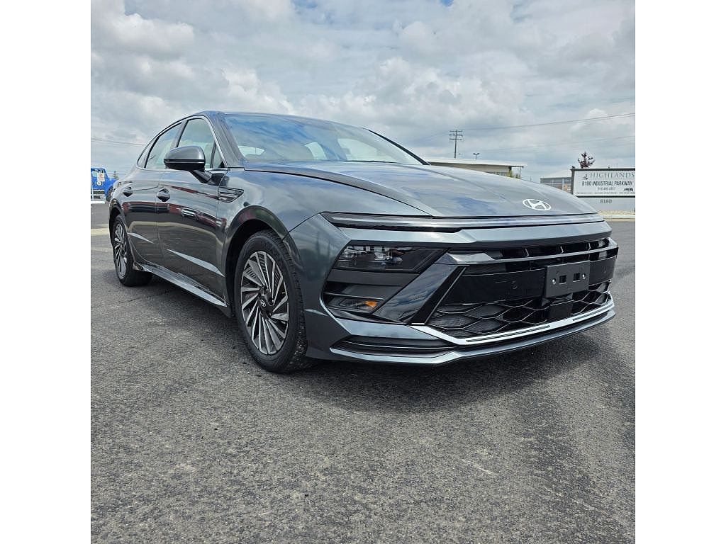 2025 Hyundai Sonata SEL Hybrid