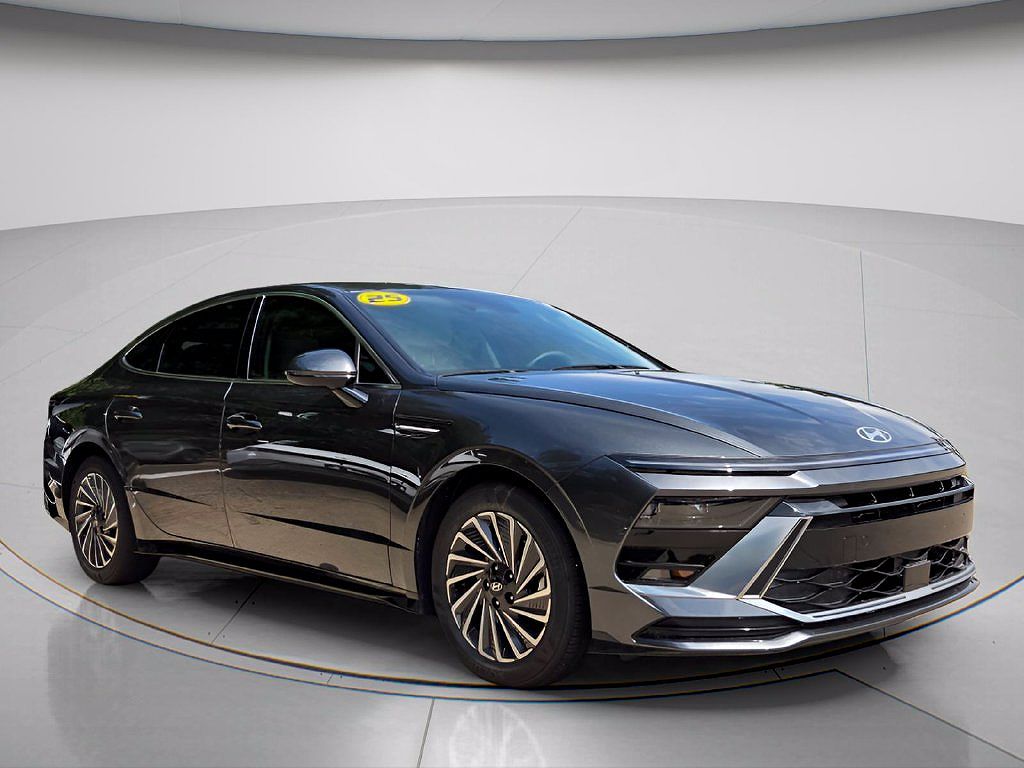2025 Hyundai Sonata Hybrid SEL