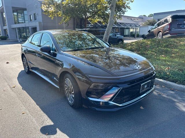 2025 Hyundai Sonata SEL Hybrid