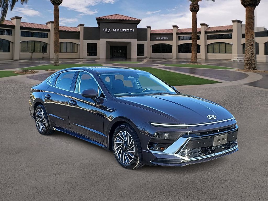 2025 Hyundai Sonata SEL Hybrid