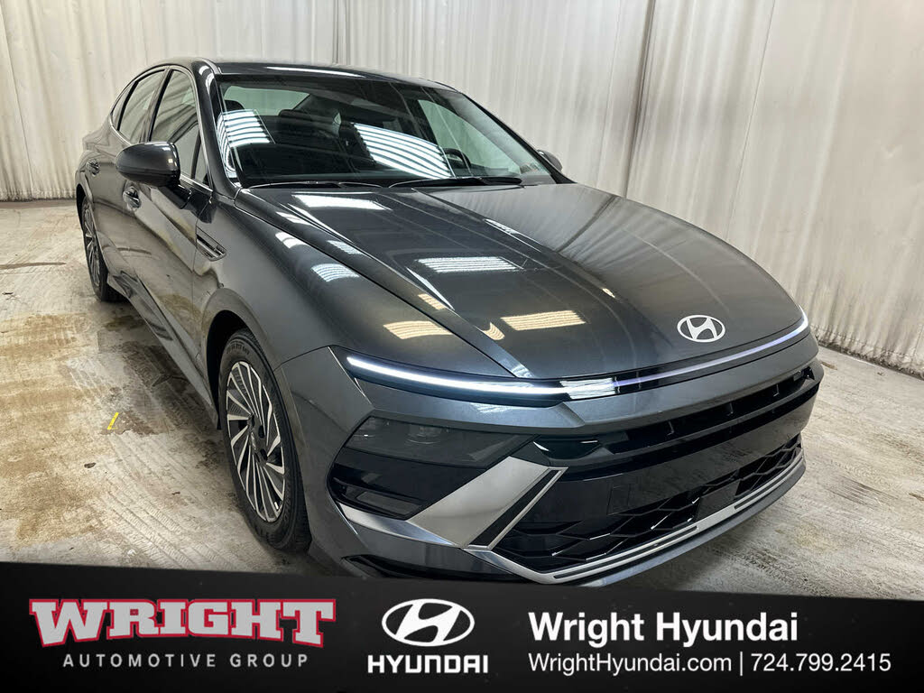 2025 Hyundai Sonata SEL Hybrid