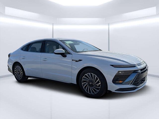 2025 Hyundai Sonata SEL Hybrid