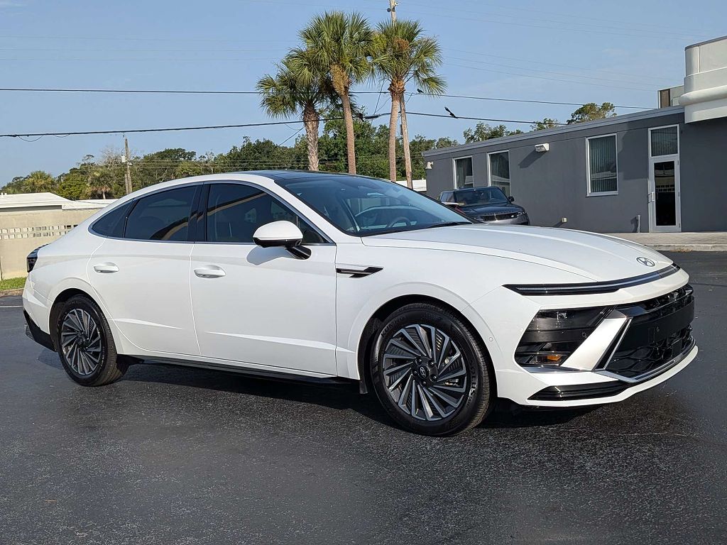 2026 Hyundai Sonata Hybrid Limited
