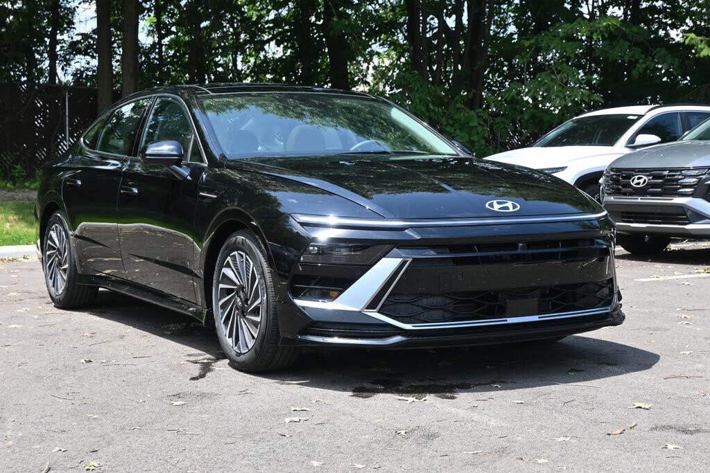 2026 Hyundai Sonata Limited Hybrid