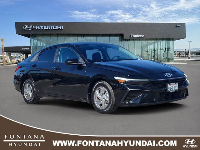 2024 Hyundai Elantra SE