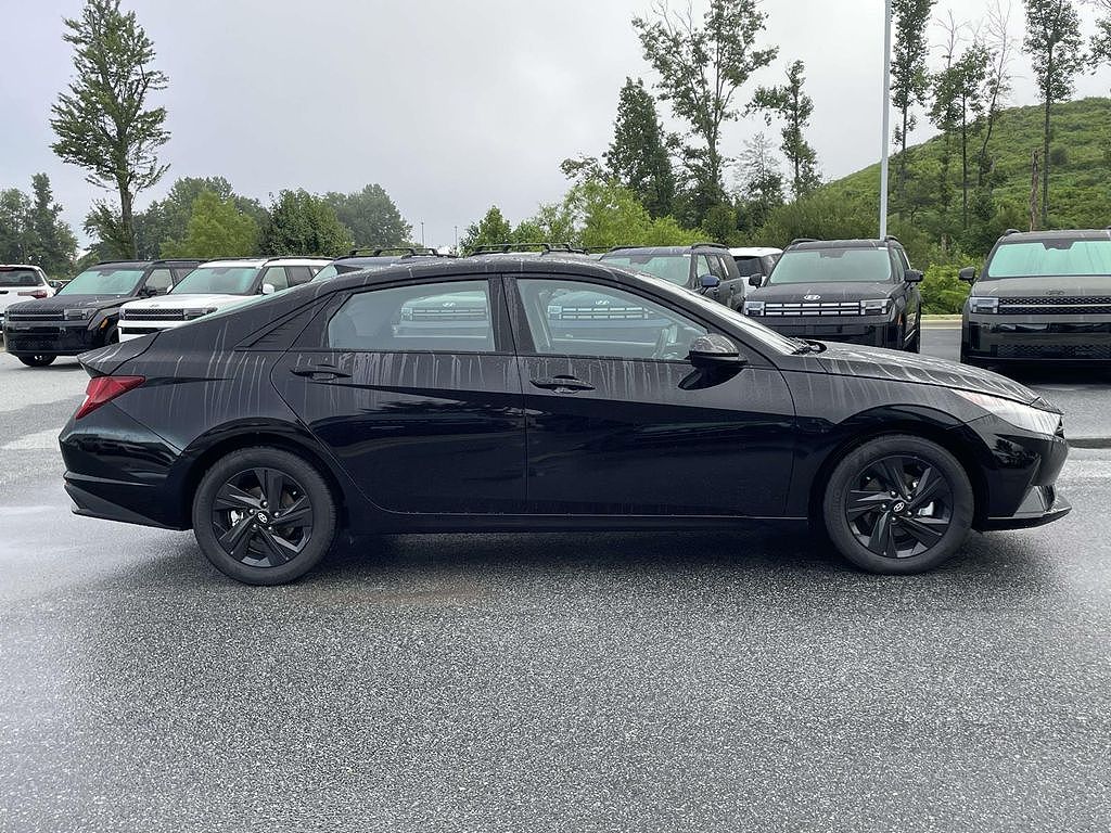 2023 Hyundai Elantra Hybrid Blue