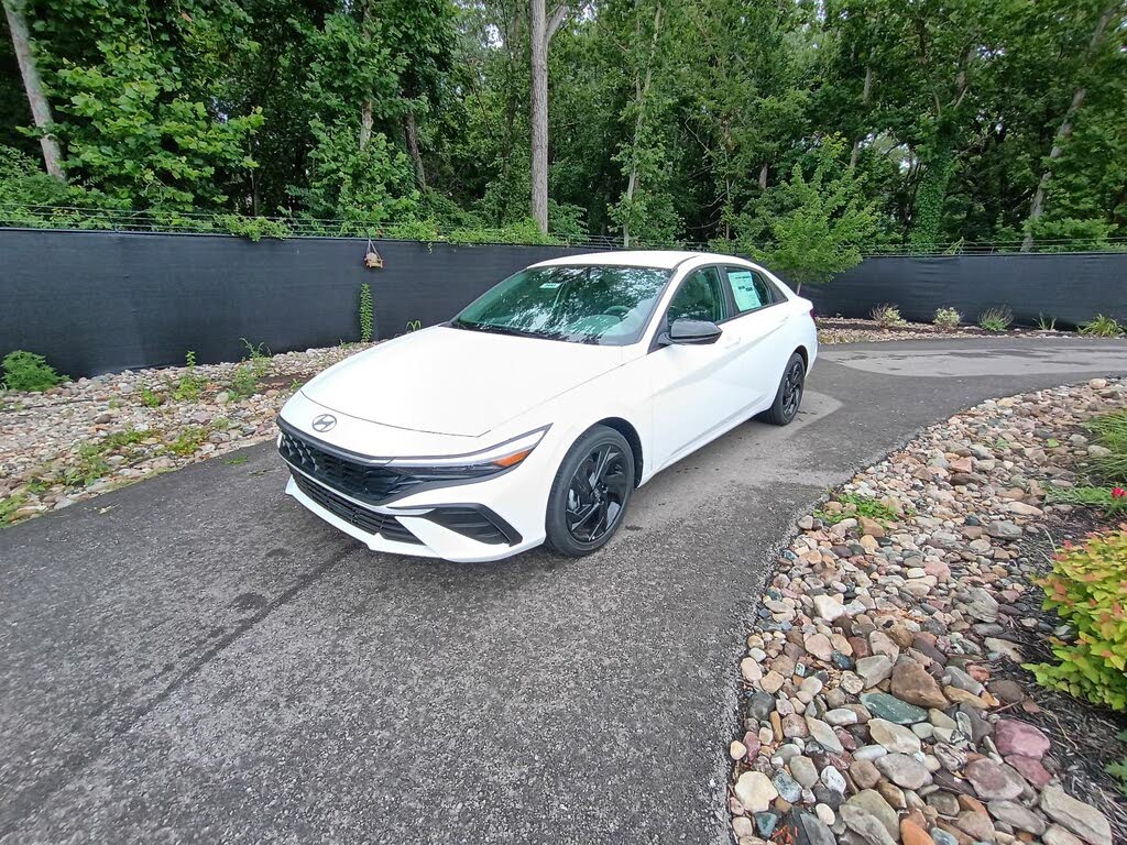 2026 Hyundai Elantra SEL Sport Plus