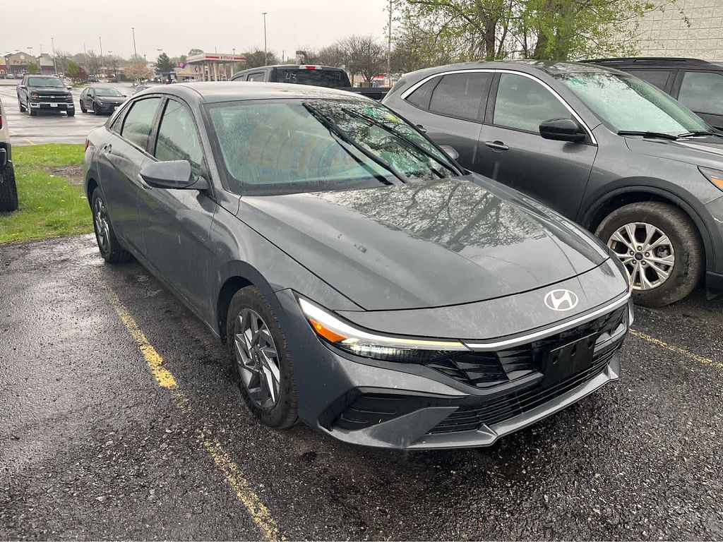 2024 Hyundai Elantra SEL
