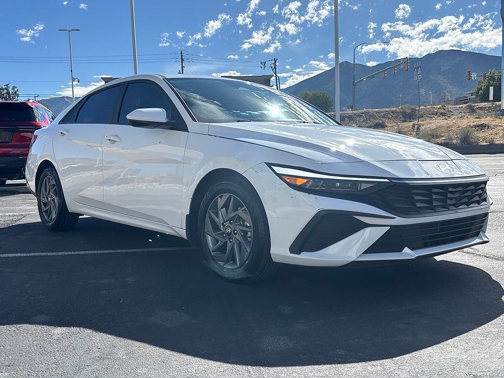 2024 Hyundai Elantra