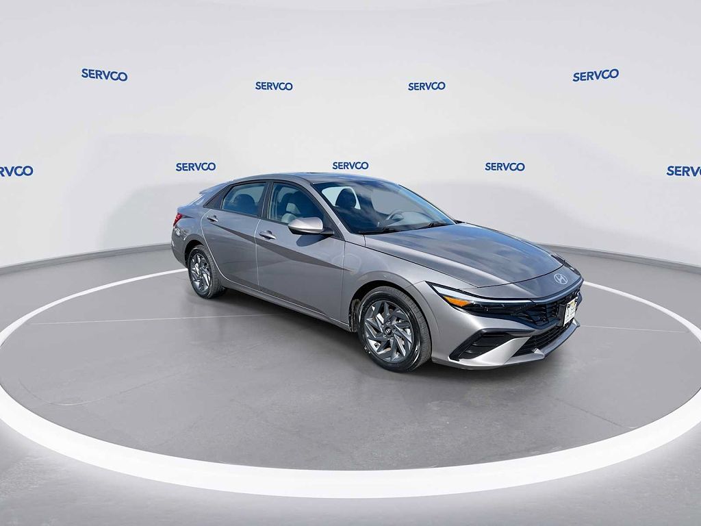 2024 Hyundai Elantra SEL