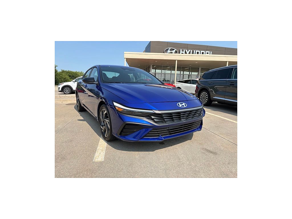 2025 Hyundai Elantra SEL Sport
