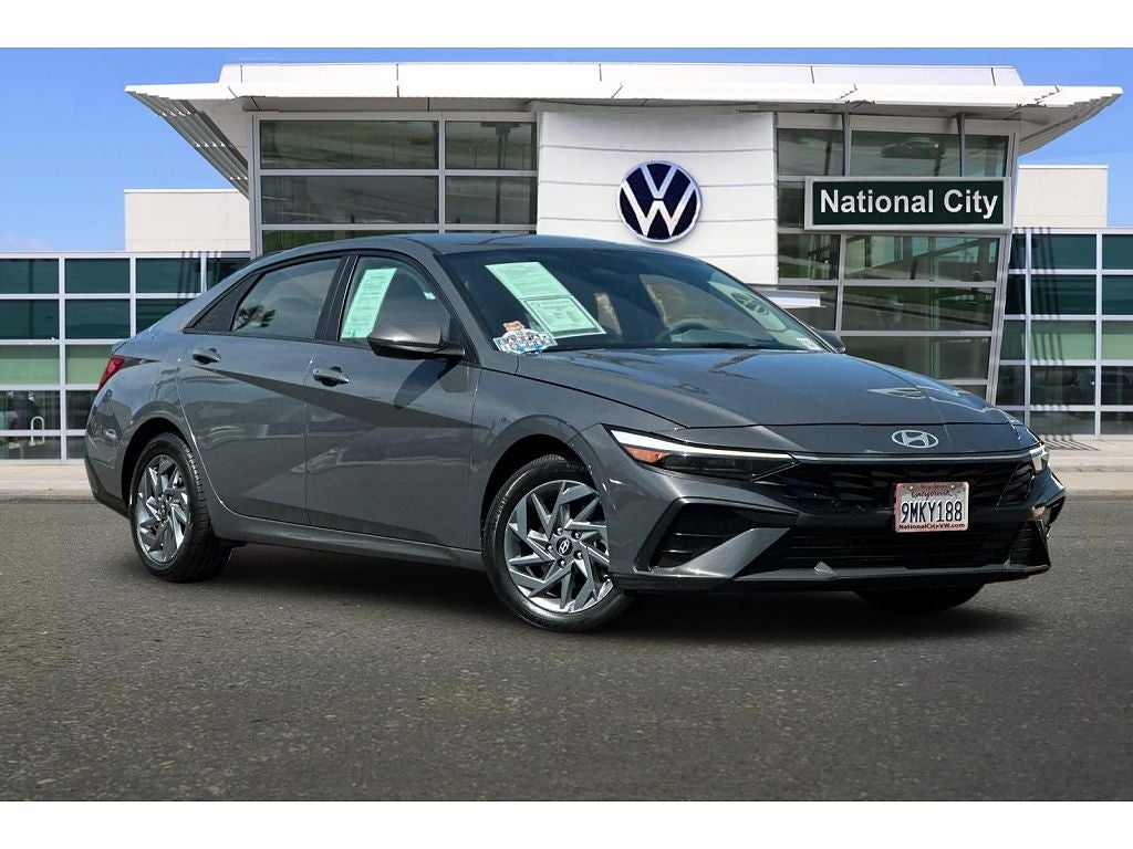 2024 Hyundai Elantra SEL