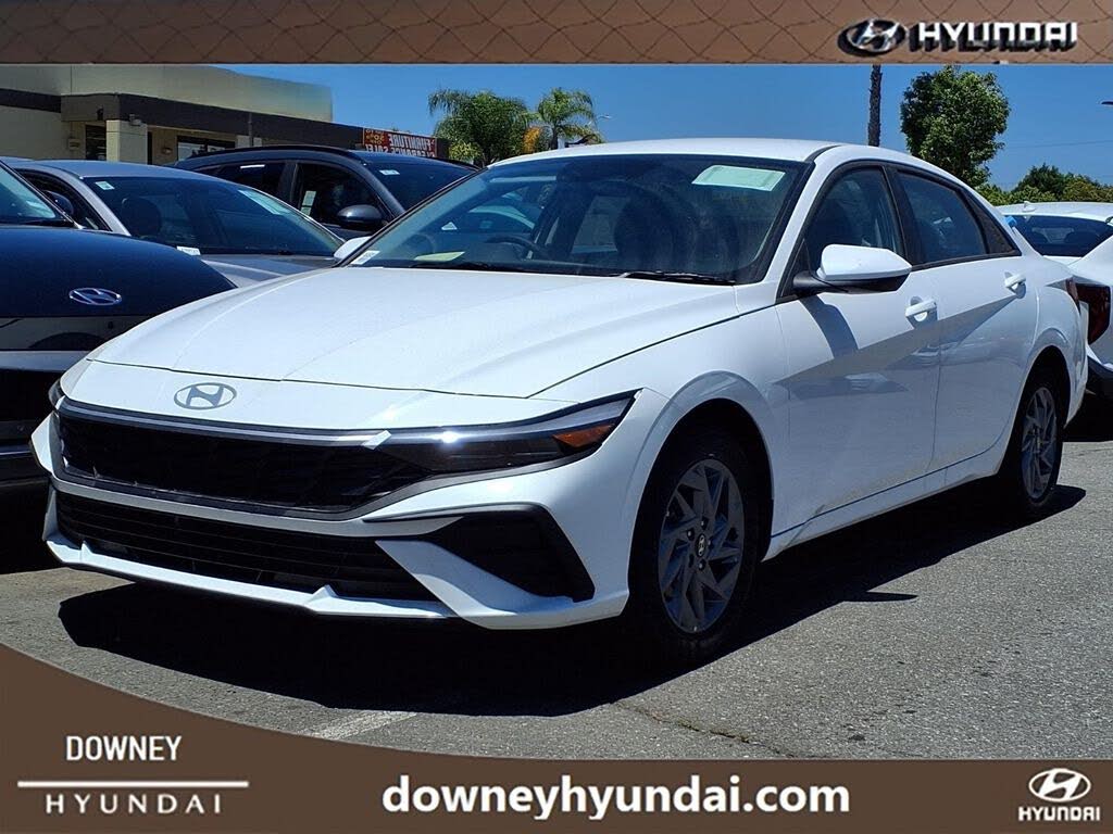 2026 Hyundai Elantra Hybrid SEL Sport