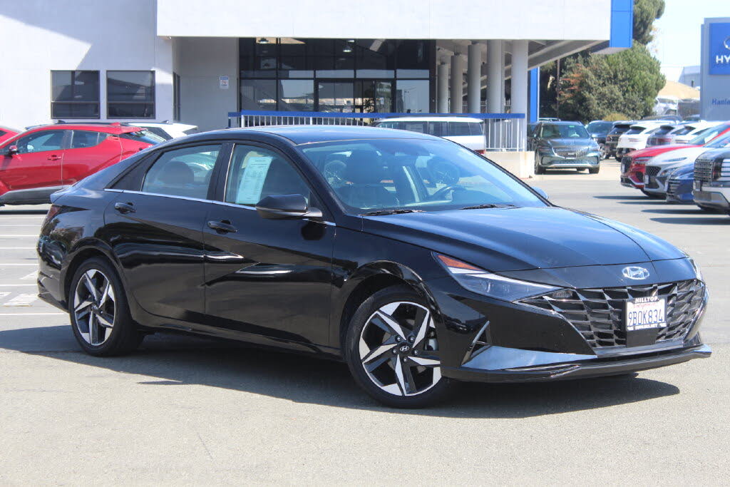 2022 Hyundai Elantra Limited