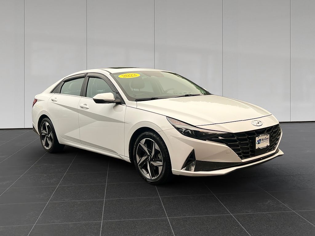 2023 Hyundai Elantra HEV Limited