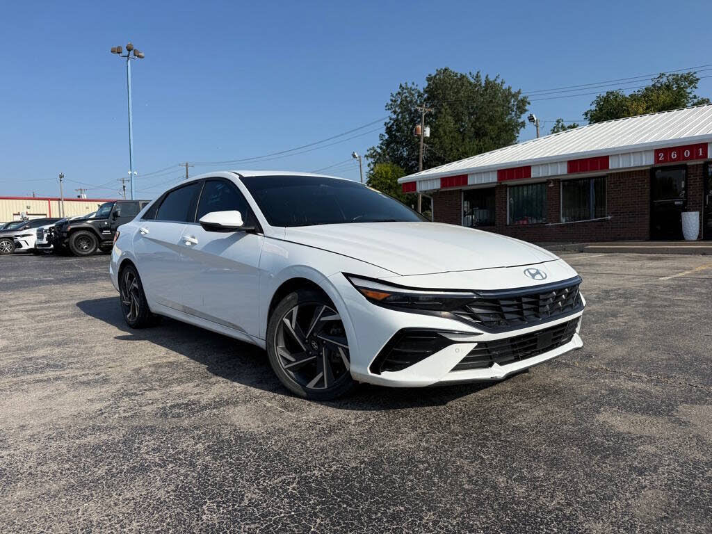 2024 Hyundai Elantra Hybrid Limited