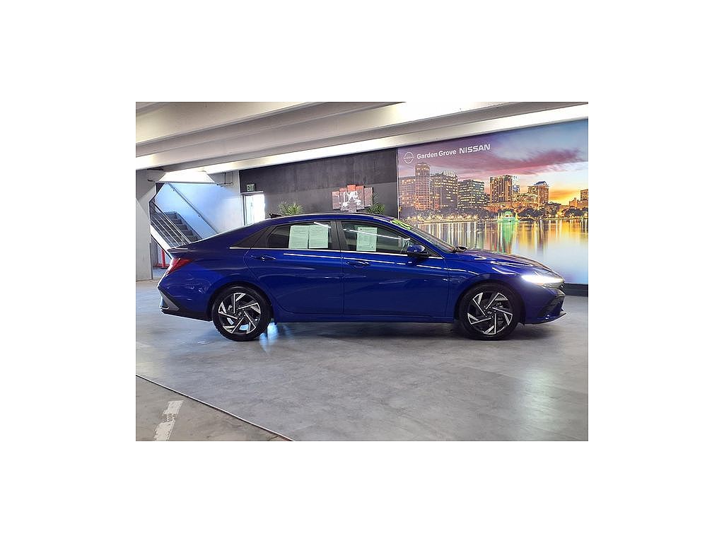 2024 Hyundai Elantra