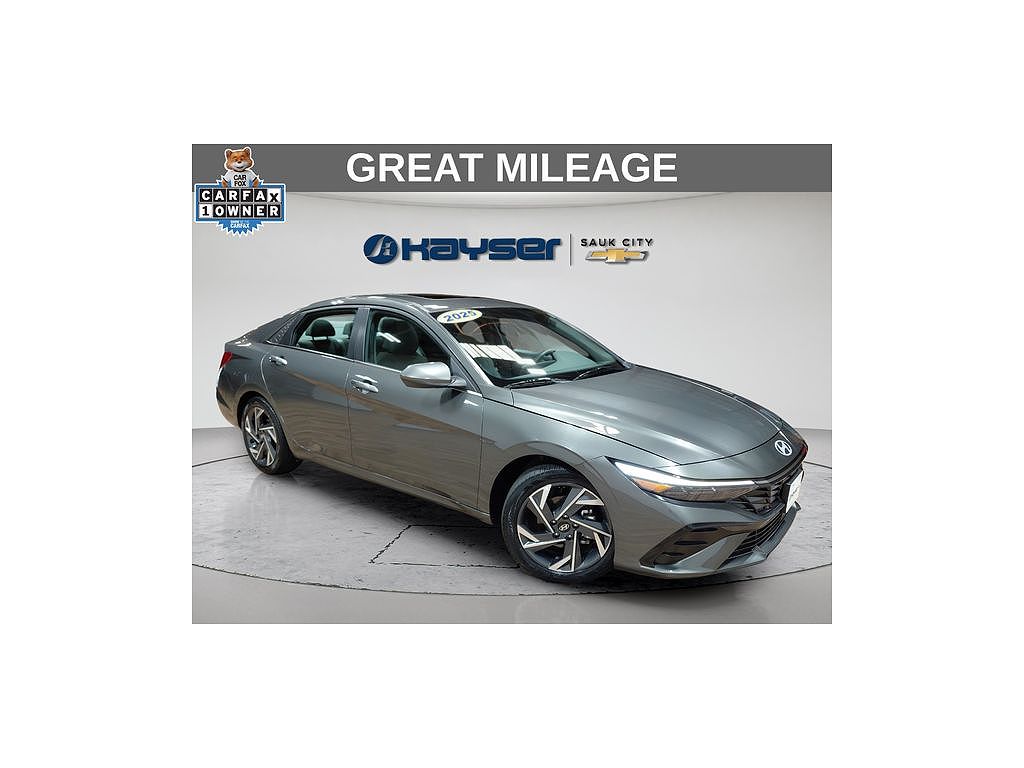 2025 Hyundai Elantra SEL Convenience