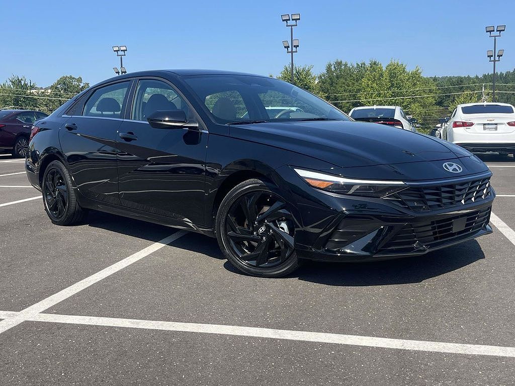 2026 Hyundai Elantra SEL Sport Premium