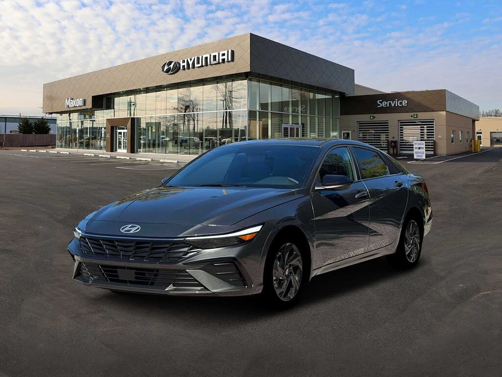2026 Hyundai Elantra SEL Sport Premium