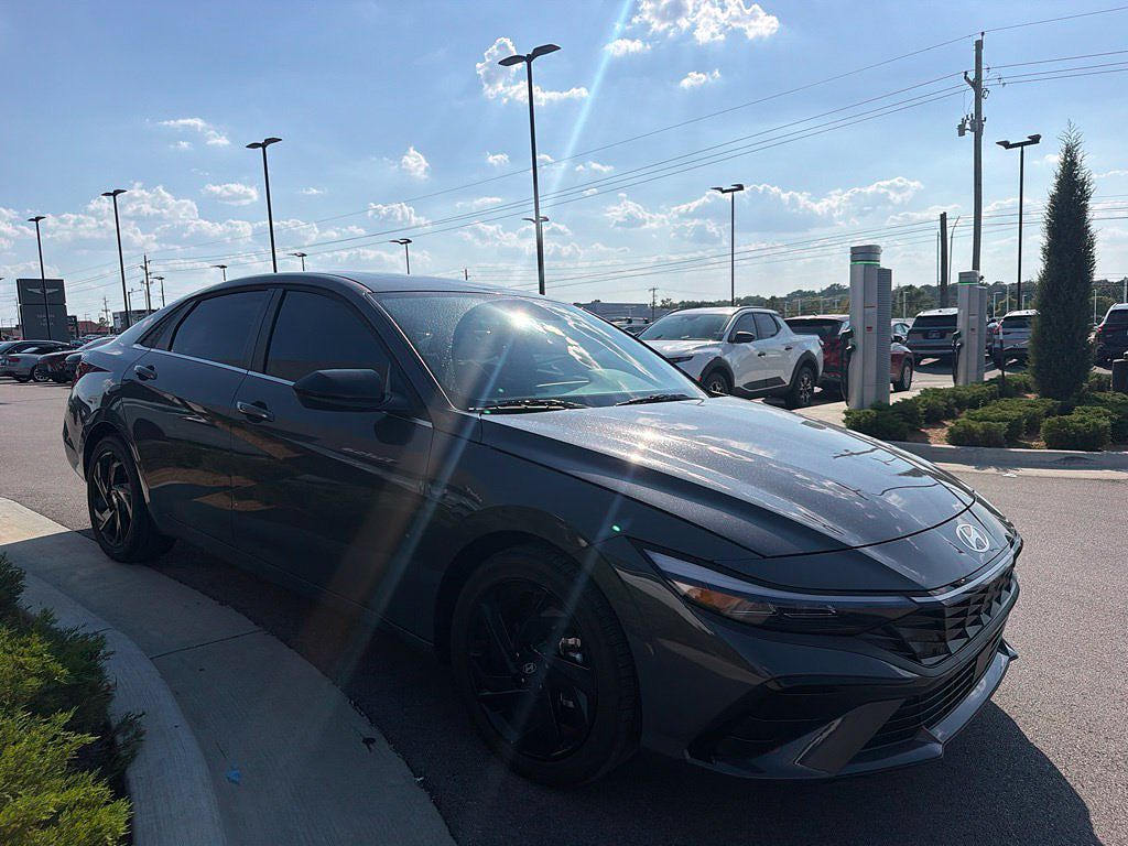 2026 Hyundai Elantra SEL Sport Premium