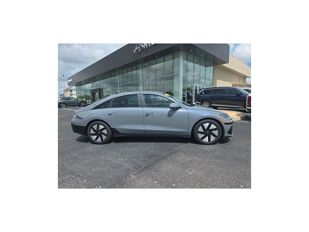 2023 Hyundai Ioniq 6 SE