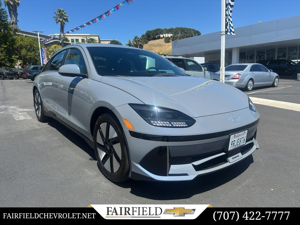 2024 Hyundai Ioniq 6 SE