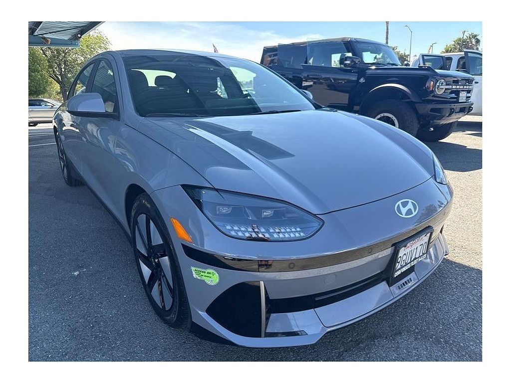 2023 Hyundai Ioniq 6 SE