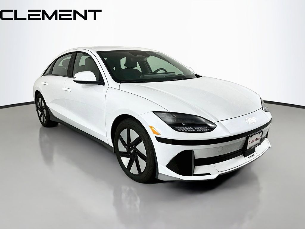 2024 Hyundai Ioniq 6 SE