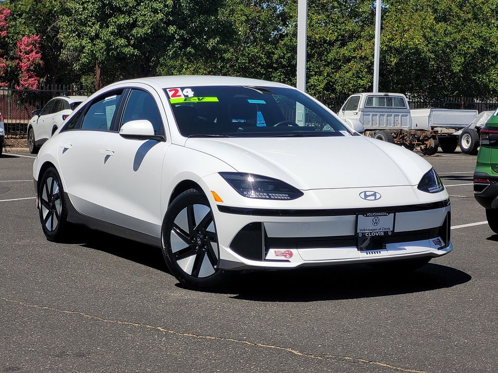 2024 Hyundai Ioniq 6 SE