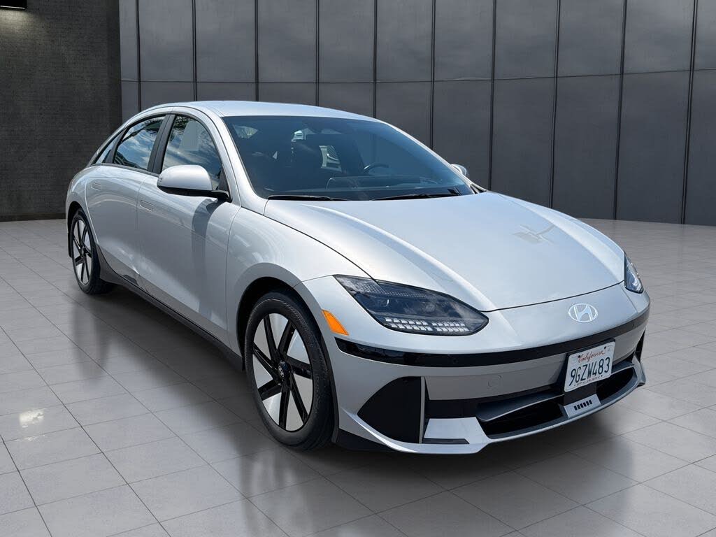 2023 Hyundai IONIQ 6 photo 1