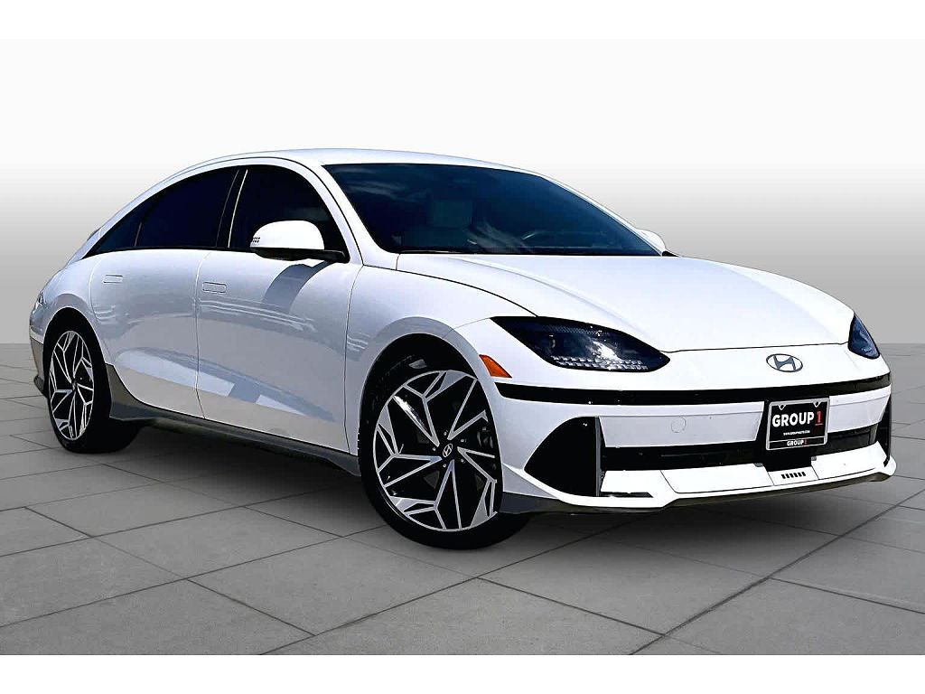 2025 Hyundai Ioniq 6 SEL