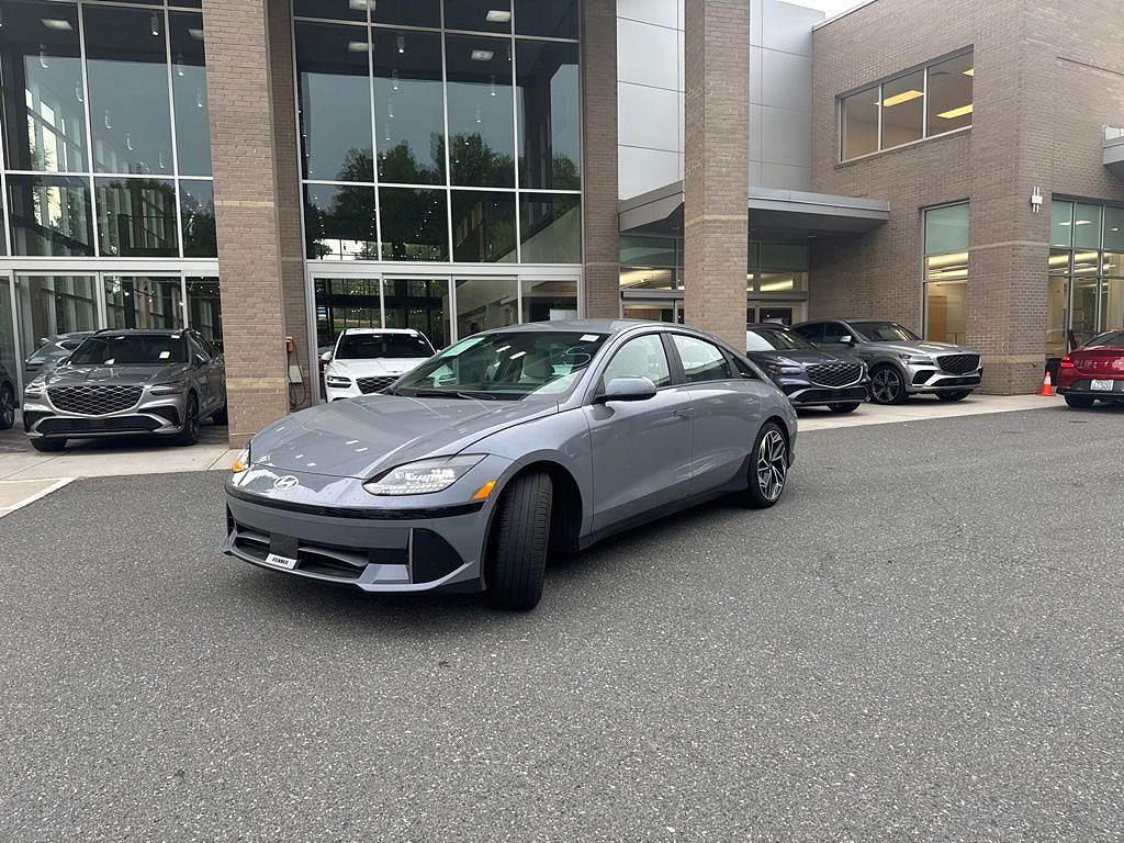 2025 Hyundai Ioniq 6 SEL