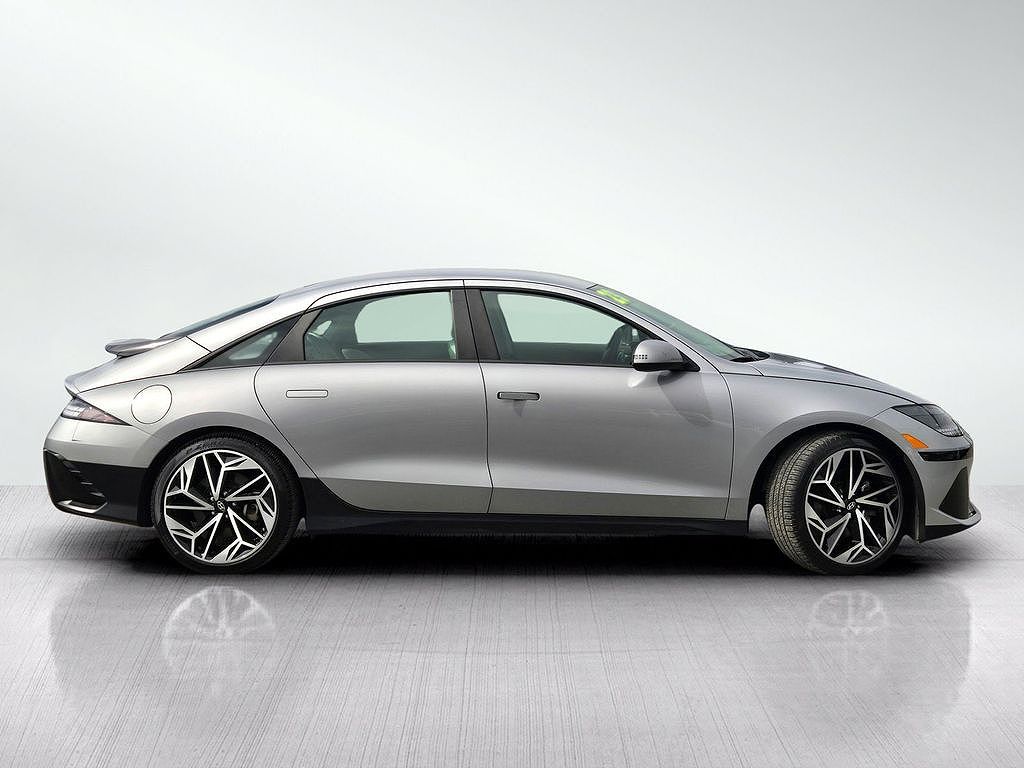 2023 Hyundai IONIQ 6 SEL