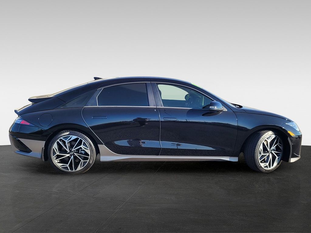 2024 Hyundai Ioniq 6 SEL