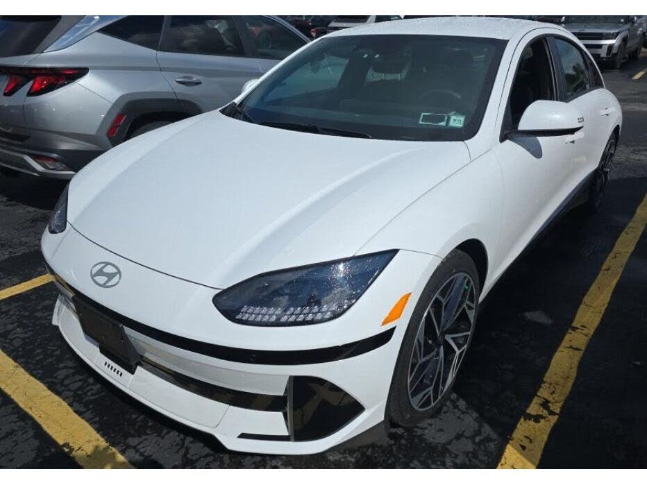 2024 Hyundai Ioniq 6 SEL