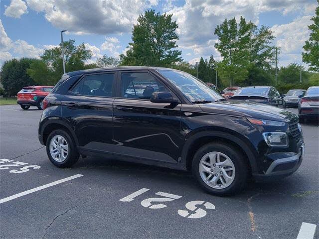 2021 Hyundai Venue SE