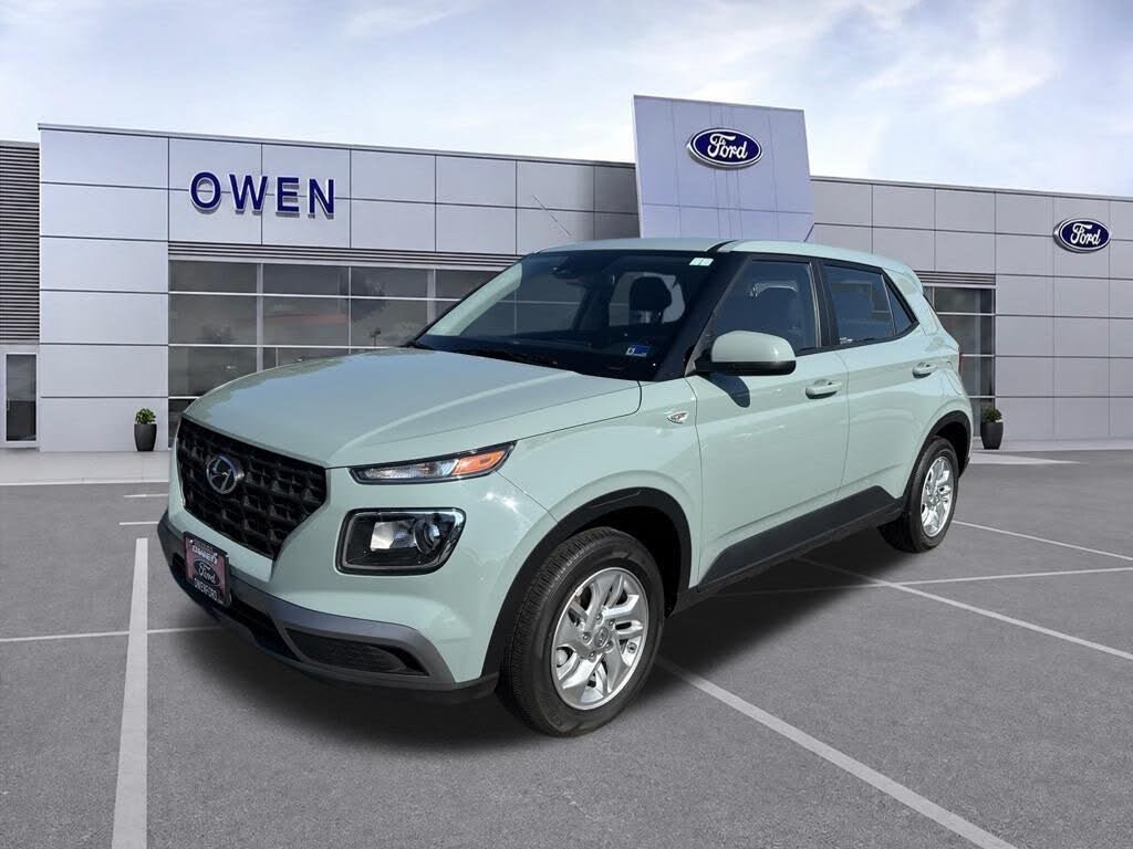 2025 Hyundai Venue SE