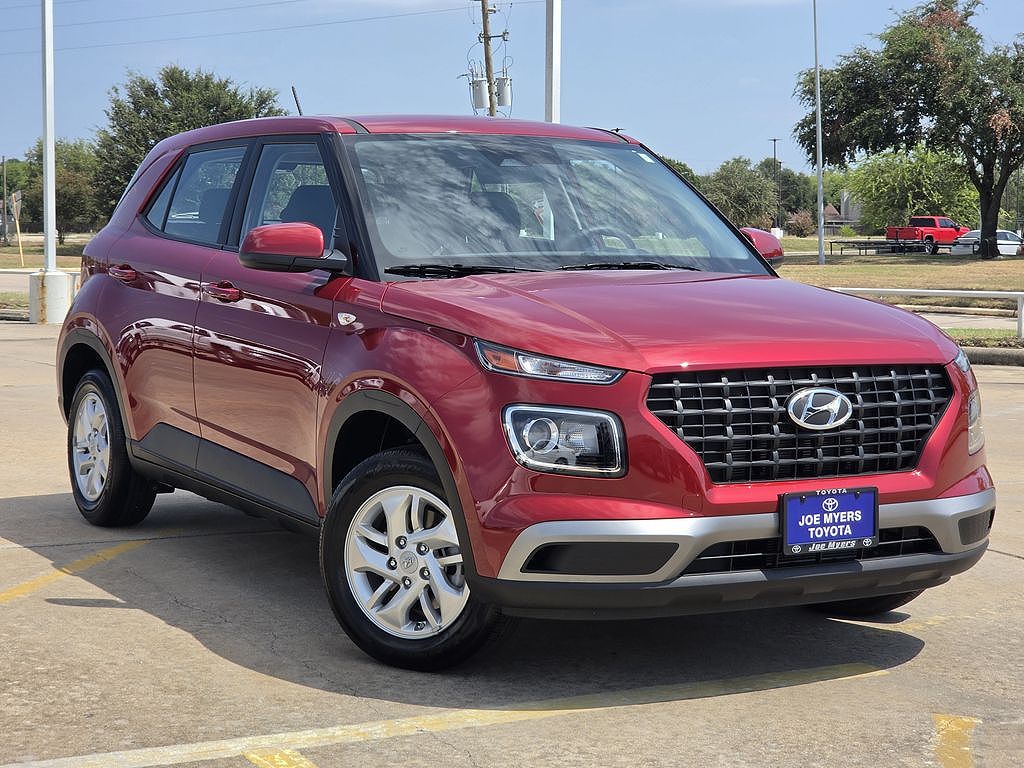 2025 Hyundai Venue SE