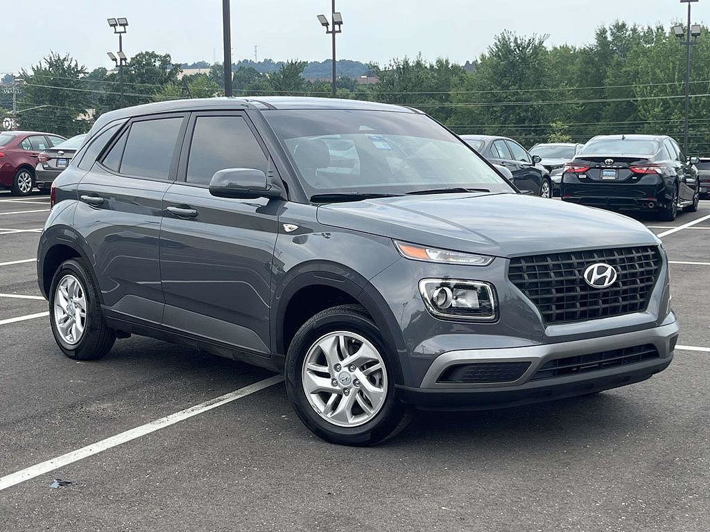2026 Hyundai Venue SE