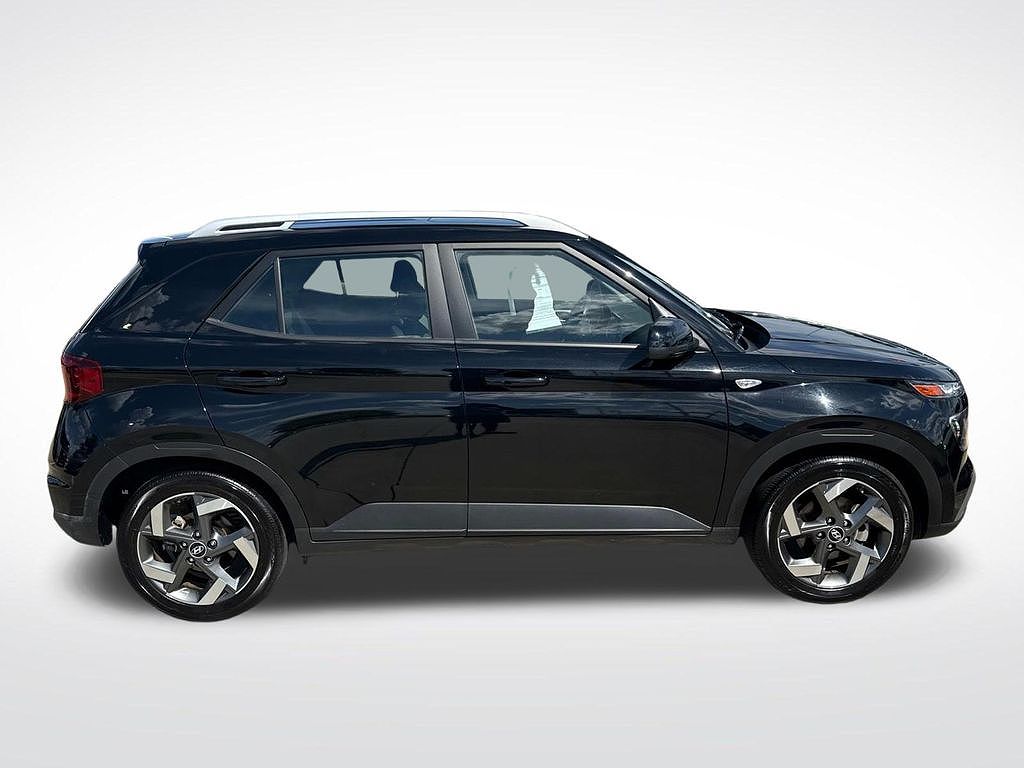 2025 Hyundai Venue Limited