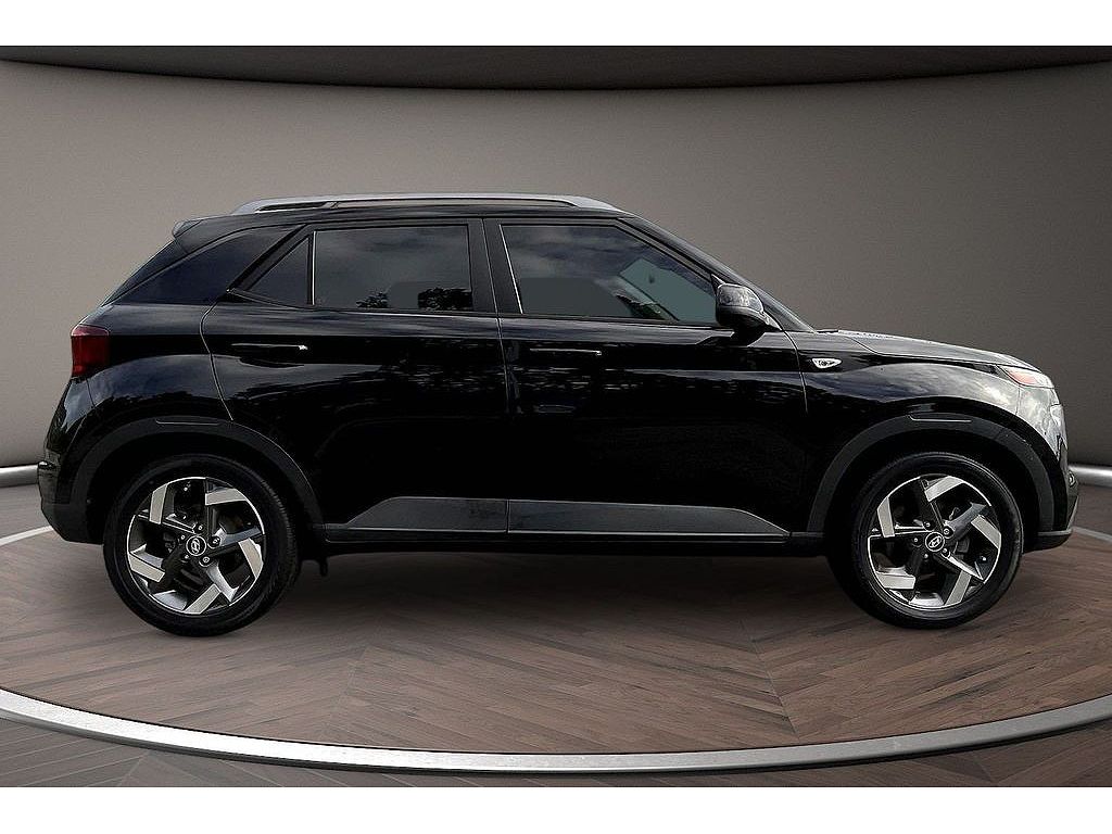 2022 Hyundai Venue Limited